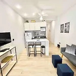 Apartamento Duas Quadras Praia 3